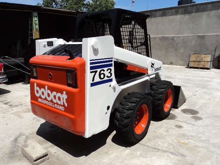 Minicargadores Bobcat 763