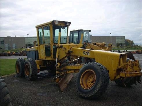 Motoconformadoras Deere 570