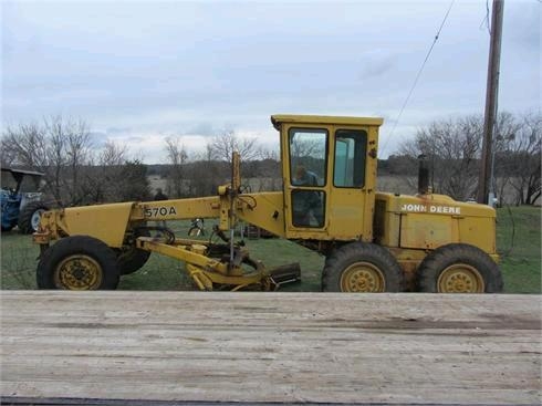 Motoconformadoras Deere 570A  seminueva Ref.: 1357167917273395 No. 2