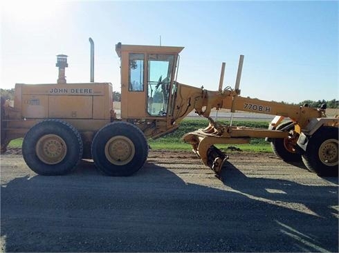 Motoconformadoras Deere 770BH