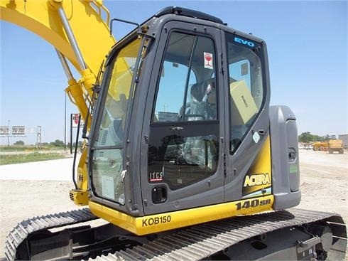 Excavadoras Hidraulicas Kobelco SK140SR  seminueva en venta Ref.: 1357865663570984 No. 3