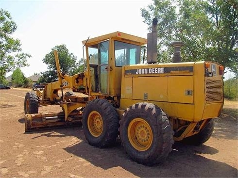 Motoconformadoras Deere 770B