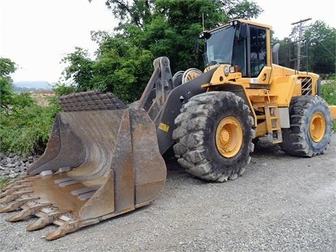 Cargadoras Sobre Ruedas Volvo L220F