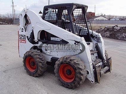 Minicargadores Bobcat S250