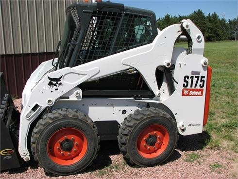 Minicargadores Bobcat S175  seminueva en perfecto estado Ref.: 1364957443623967 No. 4