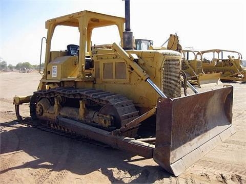 Tractores Sobre Orugas Caterpillar D6D  de medio uso en venta Ref.: 1365022004652218 No. 3