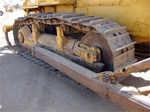 Tractores Sobre Orugas Caterpillar D6D  de medio uso en venta Ref.: 1365022004652218 No. 4