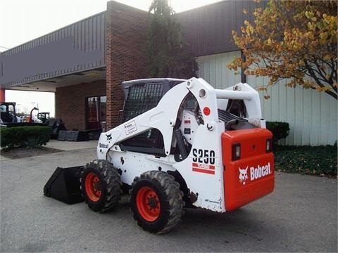 Minicargadores Bobcat S250