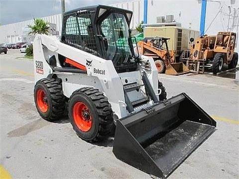 Minicargadores Bobcat S220