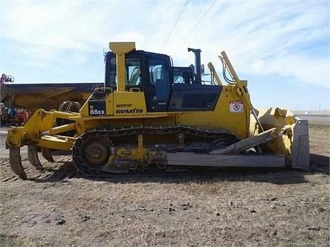 Tractores Sobre Orugas Komatsu D85E  seminueva en venta Ref.: 1366739251555318 No. 4