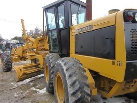 Motoconformadoras Deere 770