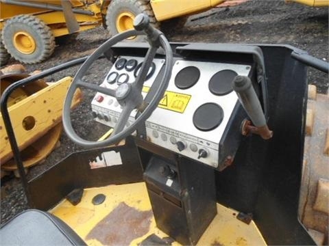 Compactadora Vibratoria Dynapac CA151  usada Ref.: 1367693105477042 No. 3