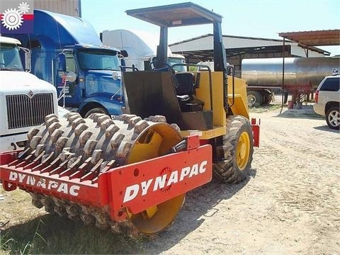 Compactadora Vibratoria Dynapac CA151