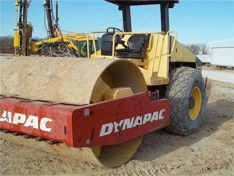 Compactadora Vibratoria Dynapac CA260  seminueva en venta Ref.: 1367771824716376 No. 4