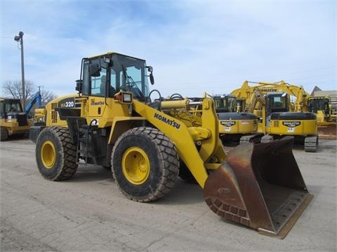 Cargadoras Sobre Ruedas Komatsu WA320