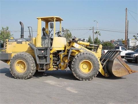 Cargadoras Sobre Ruedas Komatsu WA320