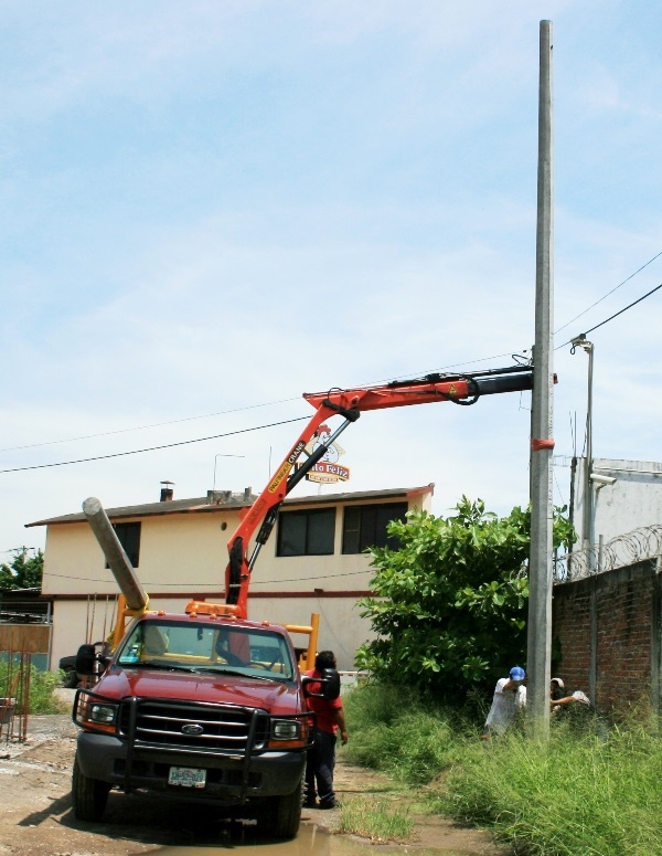 Gruas Palfinger PK15500  de bajo costo Ref.: 1369844946995105 No. 3