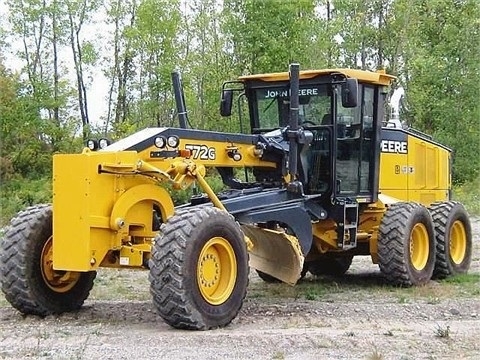 Motoconformadoras Deere 772