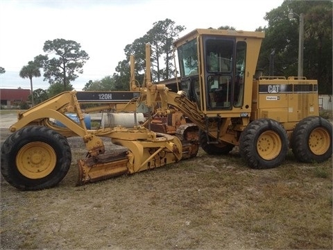 Motoconformadoras Caterpillar 120H