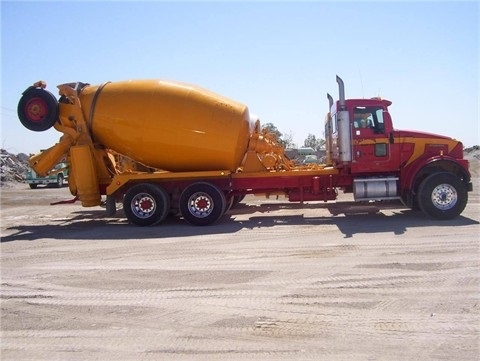 Mezcladoras De Concreto Kenworth W900