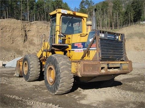 Cargadoras Sobre Ruedas Komatsu WA350  seminueva en venta Ref.: 1374178507573799 No. 2