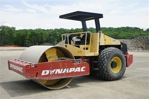 Compactadora Vibratoria Dynapac CA250D