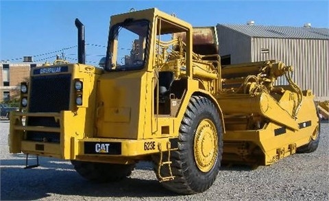 Screpers Caterpillar 623E