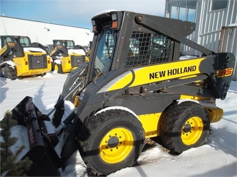 Minicargadores New Holland L185