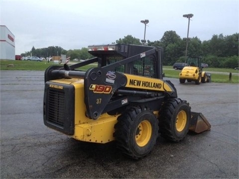 Minicargadores New Holland L190  usada a la venta Ref.: 1375640415983441 No. 2