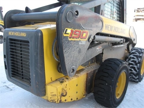 Minicargadores New Holland L190  seminueva en venta Ref.: 1375709625165179 No. 3