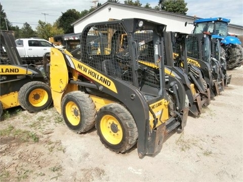 Minicargadores New Holland L215