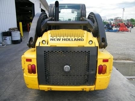 Minicargadores New Holland L225  importada de segunda mano Ref.: 1375982052006440 No. 2