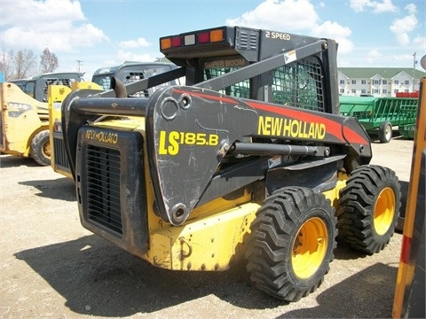 Minicargadores New Holland LS185B  usada de importacion Ref.: 1376157428796144 No. 3