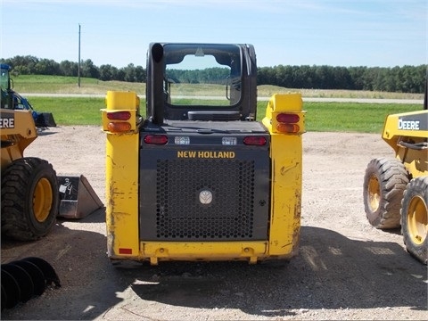 Minicargadores New Holland L215