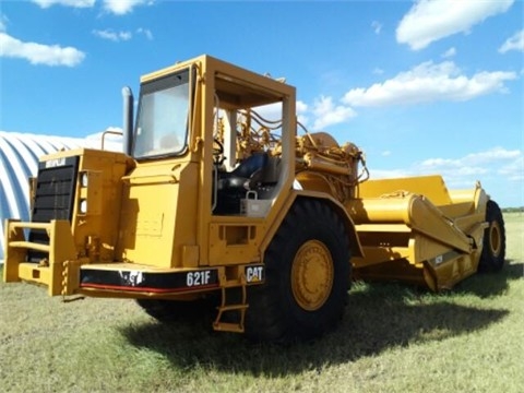 Screpers Caterpillar 621F
