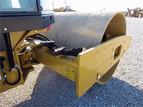 Compactadora Vibratoria Caterpillar CS56  usada Ref.: 1379949463346256 No. 2