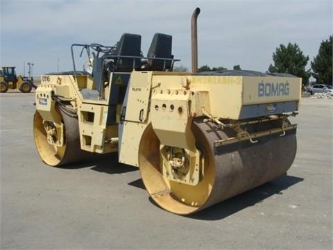 Compactadora Vibratoria Bomag BW202