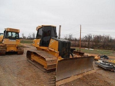 Tractores Sobre Orugas Deere 700J  en venta, usada Ref.: 1380599068623781 No. 2