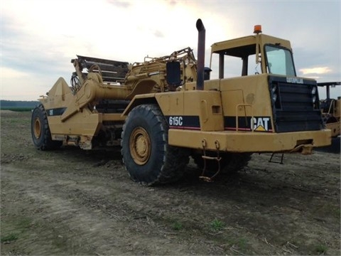 Screpers Caterpillar 615C II