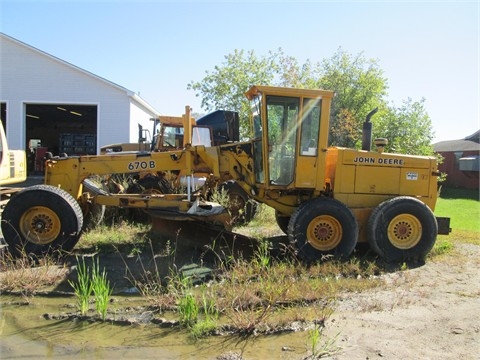 Motoconformadoras Deere 670B  seminueva en perfecto estado Ref.: 1380736039706878 No. 3