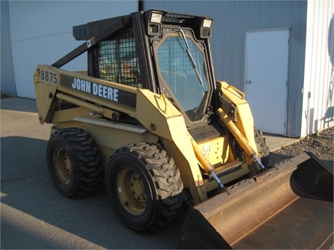 Minicargadores Deere 8875