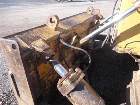 Tractores Sobre Orugas Caterpillar D6D  de medio uso en venta Ref.: 1382468288967382 No. 4