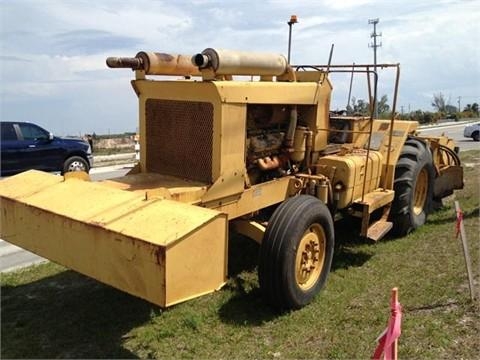 Pavimentadoras Bomag MPH100