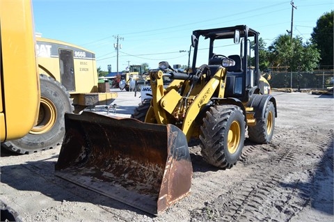 Cargadoras Sobre Ruedas Caterpillar 908H