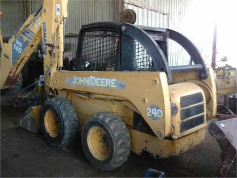 Minicargadores Deere 240  seminueva en venta Ref.: 1383949109465029 No. 2