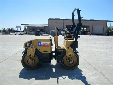 Compactadora Vibratoria Caterpillar CB-224E