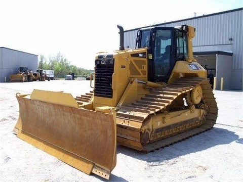 Tractores Sobre Orugas Caterpillar D6N  en venta Ref.: 1385400942437606 No. 2