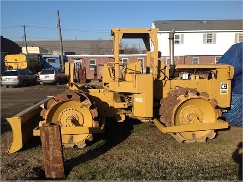 Compactadoras Suelos Y Rellenos Caterpillar 825B