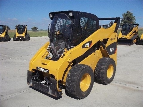 Minicargadores Caterpillar 262C