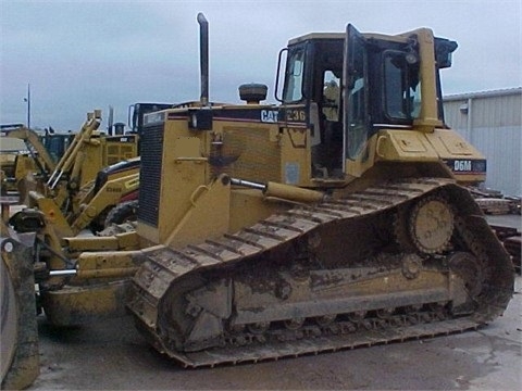 Tractores Sobre Orugas Caterpillar D6M